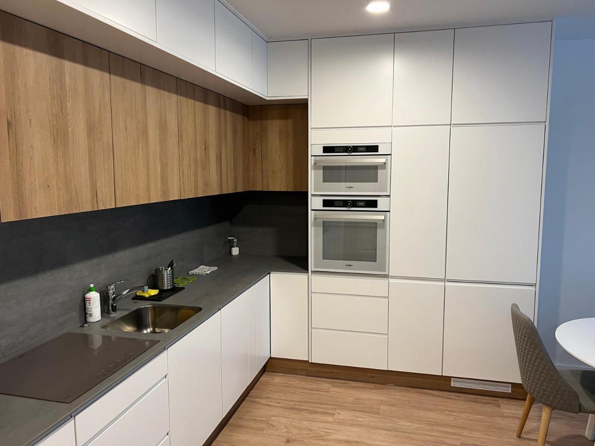 Apartament Mieszczanski Klima-Parkigfree2X-Netflix-Youtube Wroclaw Exterior photo