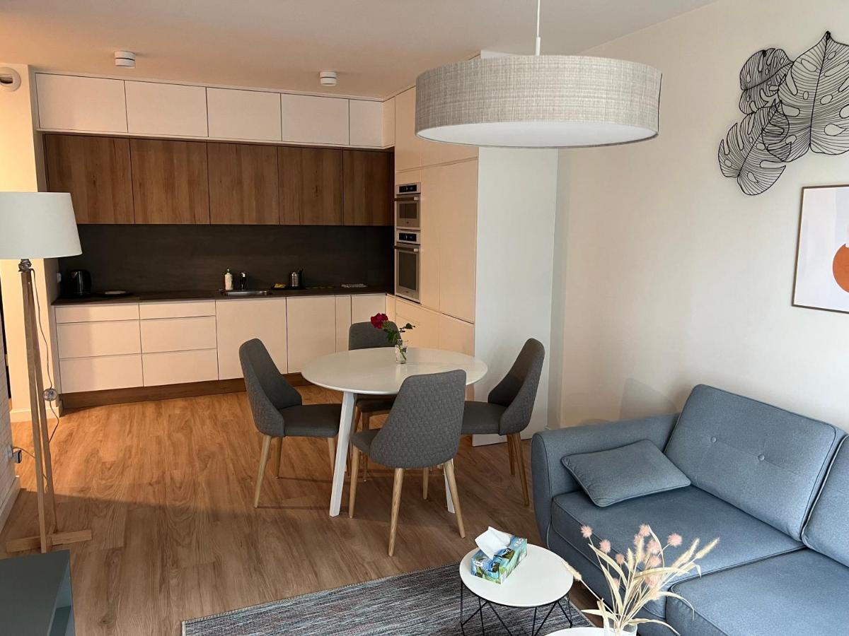 Apartament Mieszczanski Klima-Parkigfree2X-Netflix-Youtube Wroclaw Exterior photo
